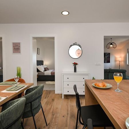 Veliki Apartman Petra 포세다르예 외부 사진