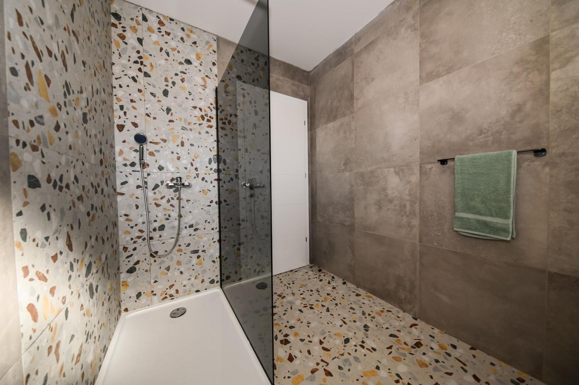 Veliki Apartman Petra 포세다르예 객실 사진